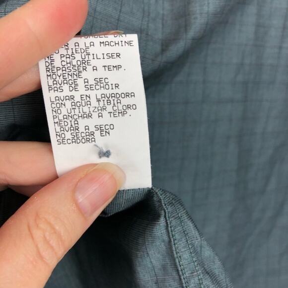 Hugo Boss Blue Plaid Button Down Mens Shirt 17 1/2 Casual Long Sleeve - Picture 2 of 7